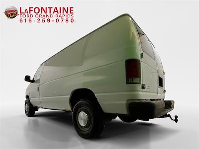 Used 2005 Ford E-350 RWD Empty Cargo Van for sale #4J382P - photo 2