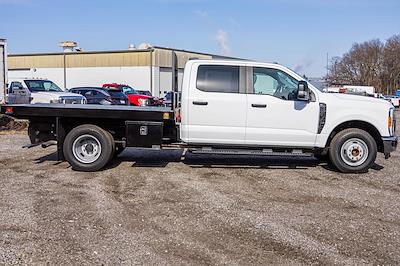 2023 Ford F-350 Crew Cab DRW 4x2, Knapheide Flatbed Truck for sale #FN328 - photo 2