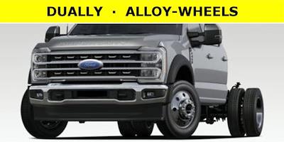2026 Ford F-450 Crew Cab DRW 4WD Cab Chassis for sale #42TEC74784 - photo 1