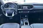 2017 Toyota Tacoma Extra Cab 4x4 Pickup for sale #GD0645B - photo 13