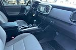 2017 Toyota Tacoma Extra Cab 4x4 Pickup for sale #GD0645B - photo 15