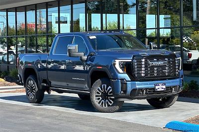 2025 GMC Sierra 2500 Crew Cab 4WD Pickup for sale #GD0797 - photo 1