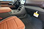 2025 GMC Sierra 2500 Crew Cab 4WD Pickup for sale #GD0817 - photo 13