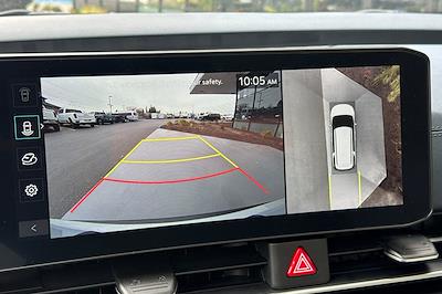 Used 2025 Kia Carnival - photo 1