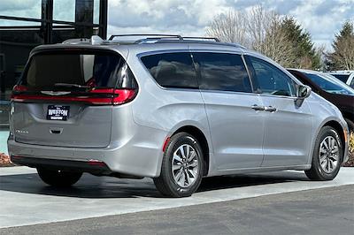 2021 Chrysler Pacifica FWD Minivan for sale #KD0064A - photo 2
