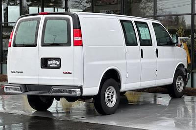 Used 2024 GMC Savana 2500 - photo 1