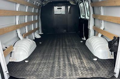Used 2024 GMC Savana 2500 - photo 1