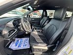 Used 2025 Chrysler Pacifica Select Minivan for sale #PT0322 - photo 12
