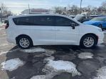 Used 2025 Chrysler Pacifica Select Minivan for sale #PT0322 - photo 8