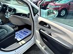 2017 Chrysler Pacifica FWD Minivan for sale #RT0177A - photo 29