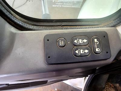 Used 2011 International DuraStar 4400 SBA 4x2 Mechanics Body for sale #UH596 - photo 2