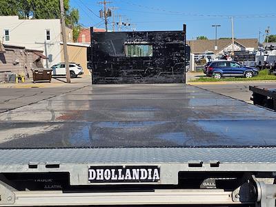 2016 Freightliner M2 106 Conventional Cab DRW 4x2 Wil-Ro Flatbed Truck for sale #UH911 - photo 2