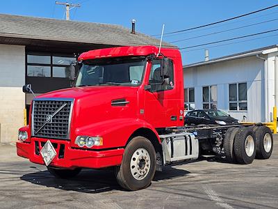 2017 Volvo VHD Day Cab DRW 6x4 Semi Truck for sale #UH918 - photo 1