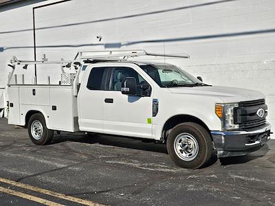 2017 Ford F-350 Super Cab SRW 4x2 Knapheide Service Truck for sale #UH930 - photo 2