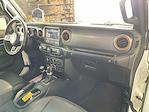 Used 2022 Jeep Gladiator Mojave Crew Cab 4x4 Pickup for sale #25B425B - photo 28