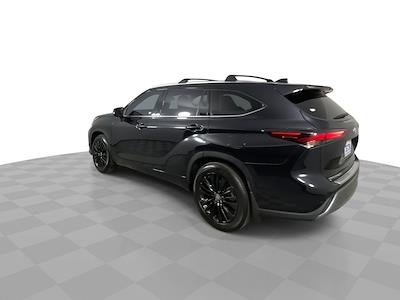 Used 2024 Toyota Highlander Platinum SUV for sale #25T2185A - photo 2