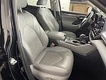 Used 2024 Toyota Highlander Platinum SUV for sale #25T2185A - photo 28