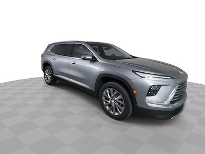 Used 2025 Buick Enclave Preferred for sale #26B191A - photo 2