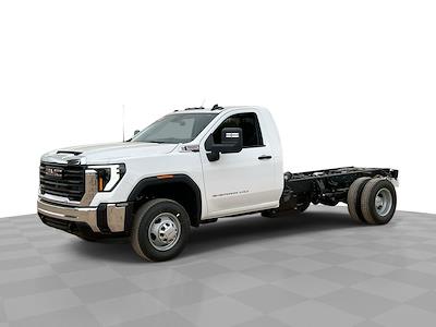 New 2026 GMC Sierra 3500 Regular Cab 84 CA Cab Chassis for sale #26T1128 - photo 1