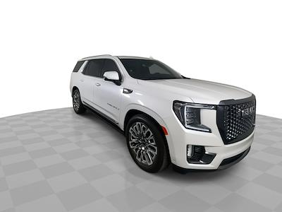 Used 2023 GMC Yukon - photo 1