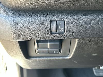 Used 2024 Chevrolet Colorado - photo 1