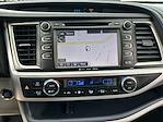 Used 2019 Toyota Highlander XLE for sale #26T1172B - photo 14