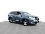 Used 2019 Toyota Highlander XLE for sale #26T1172B - photo 3