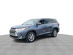 Used 2019 Toyota Highlander XLE for sale #26T1172B - photo 5