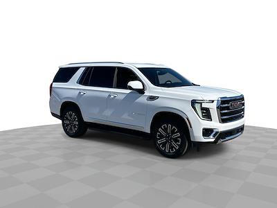 Used 2025 GMC Yukon - photo 1