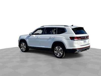 Used 2024 Volkswagen Atlas - photo 1