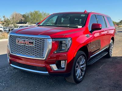 Used 2024 GMC Yukon XL - photo 1