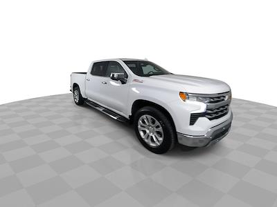 2022 Chevrolet Silverado 1500 Crew Cab 4WD Pickup for sale #26T479A - photo 2