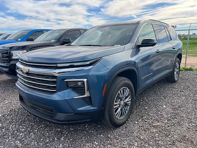 Used 2025 Chevrolet Traverse LT for sale #26T499A - photo 1