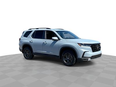 Used 2024 Honda Pilot - photo 1