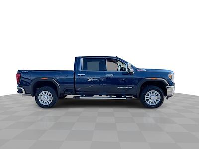 Used 2022 GMC Sierra 2500 SLT Crew Cab for sale #26T783A - photo 2