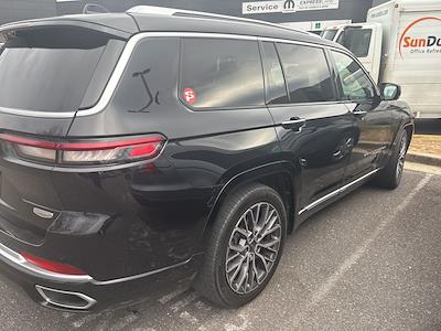 Used 2021 Jeep Grand Cherokee L Summit for sale #5B3054A - photo 2