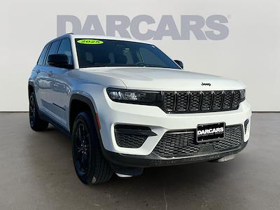 Used 2025 Jeep Grand Cherokee Altitude for sale #6B5500A - photo 1