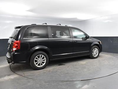 Used 2019 Dodge Grand Caravan SXT Minivan for sale #25X2884 - photo 2