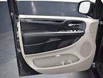 Used 2019 Dodge Grand Caravan SXT Minivan for sale #25X2884 - photo 11