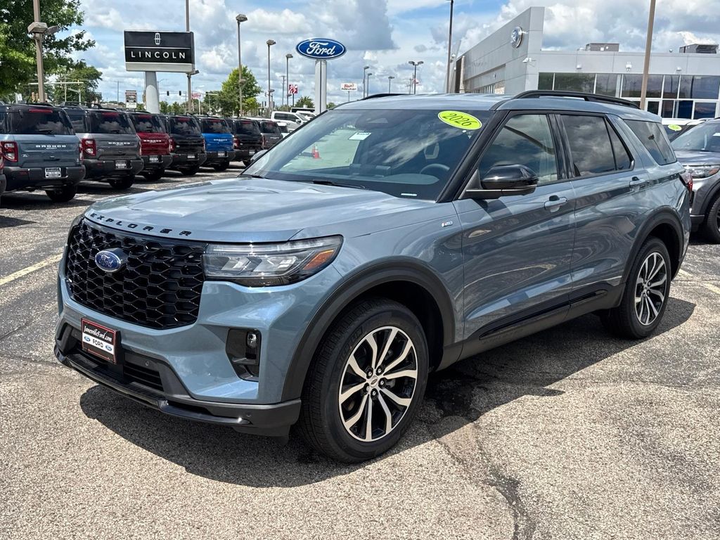 New 2026 Ford Explorer - photo 2