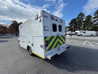 Used 2016 Chevrolet Express 4500 Ambulance for sale #ATC7555 - photo 2
