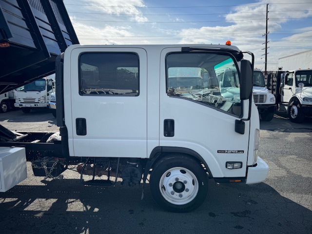 Used 2016 Isuzu NPR - photo 18