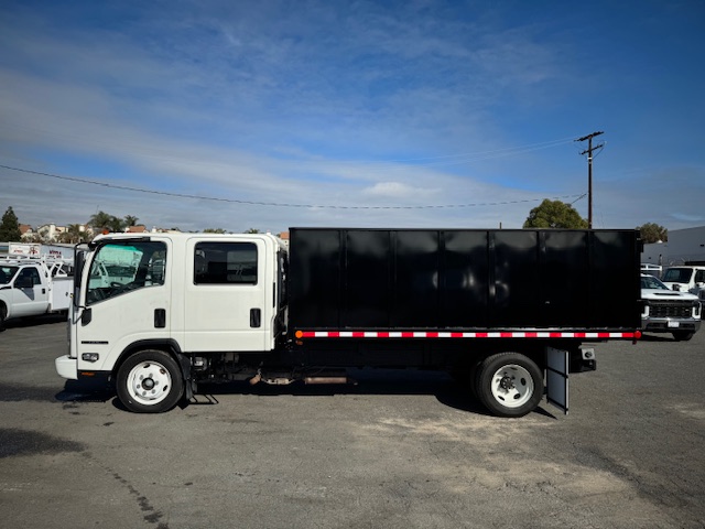 Used 2016 Isuzu NPR - photo 11