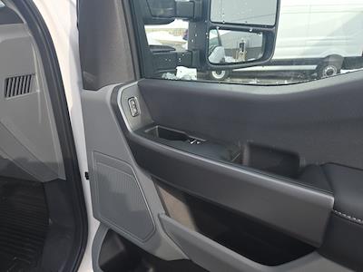 New 2026 Ford F-600 - photo 1