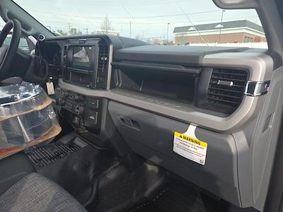 New 2026 Ford F-600 - photo 1