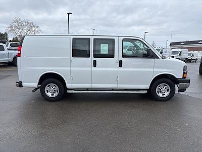 Used 2024 Chevrolet Express 2500 - photo 1