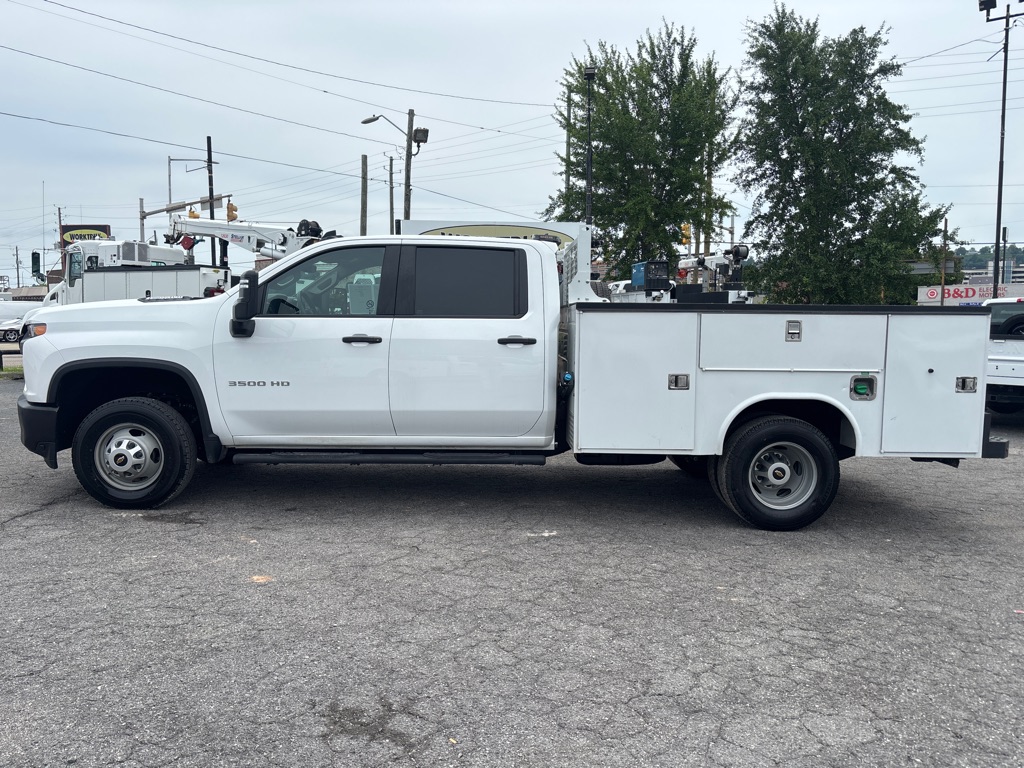 2023 Chevrolet Silverado 3500HD photo 3