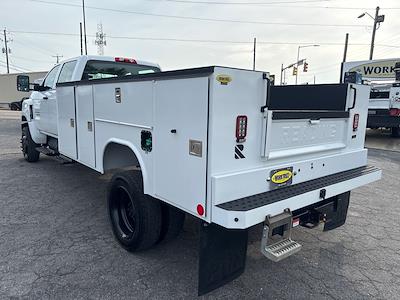 2022 Chevrolet Silverado 5500 DRW 4WD Service Truck for sale #15839 - photo 2