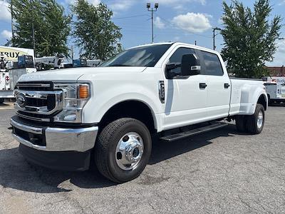 2022 Ford F-350 Crew Cab DRW 4WD Pickup for sale #15875 - photo 1
