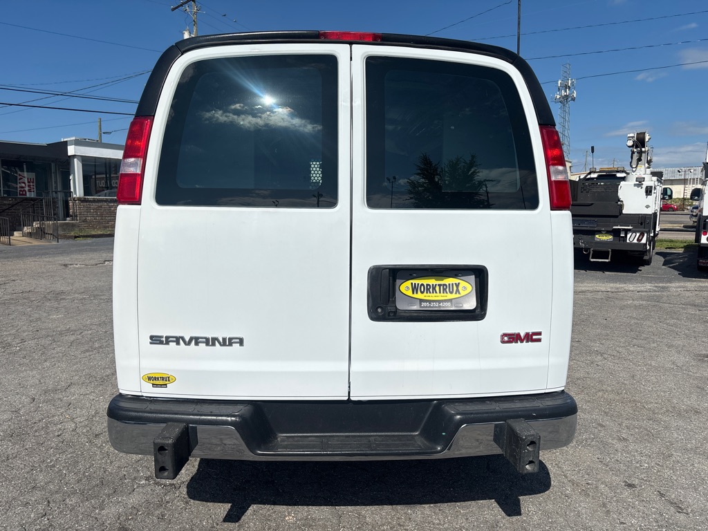 2023 Gmc Savana 2500 Base photo 3